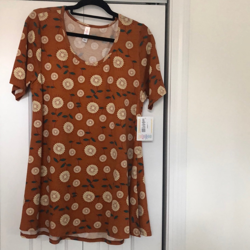 Lula Roe top